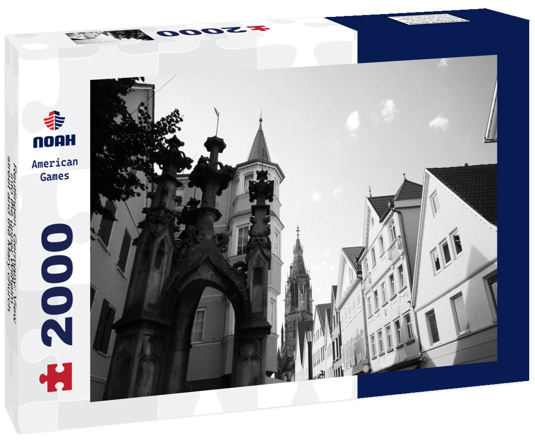 Reutlingen, Germany: View into the upper Wilhelm street and the Mary church 2000pc PuzzleBlack and White