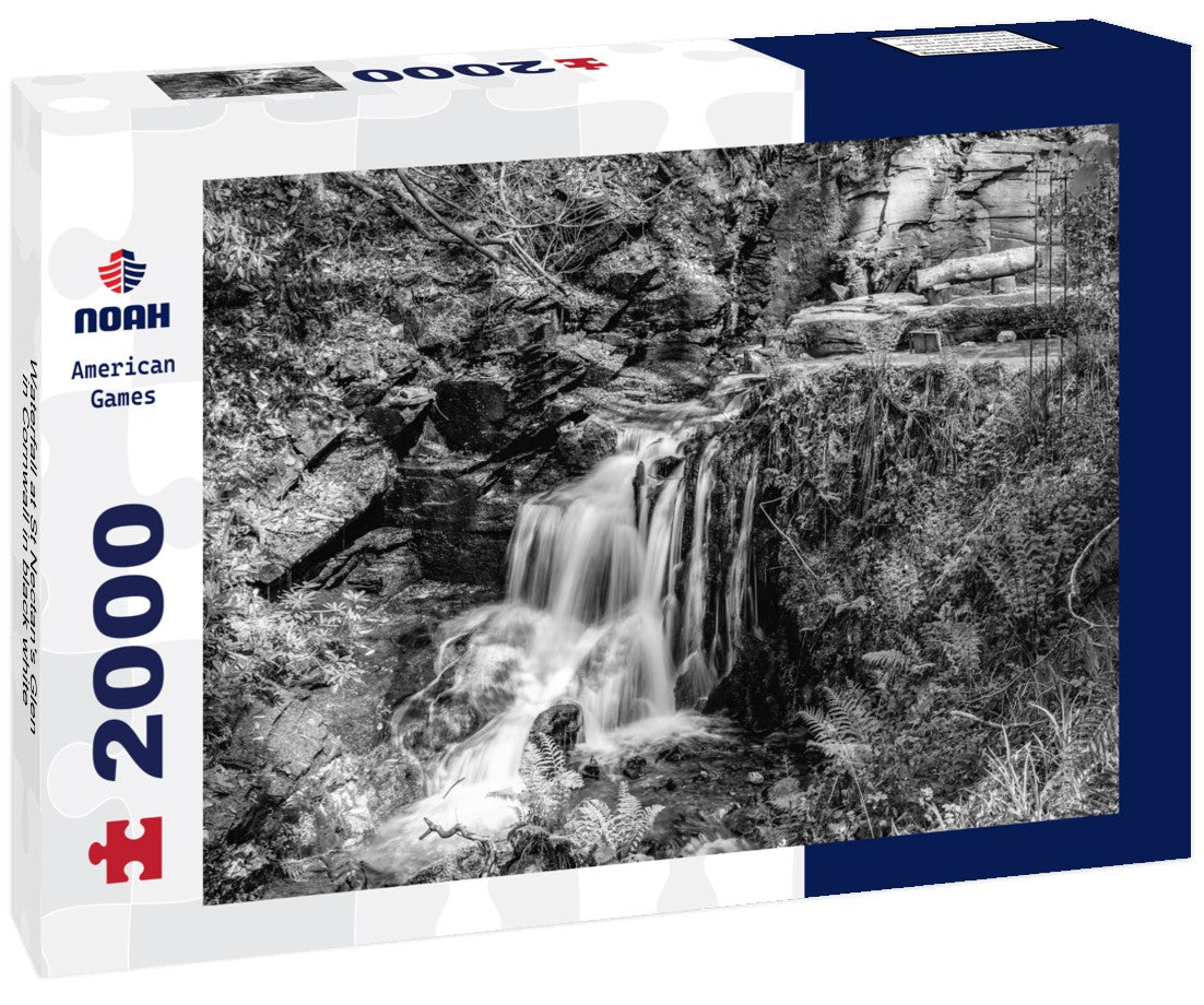 Waterfall at St Nectan's Glen in Cornwall 2000pc PuzzleBlack and White