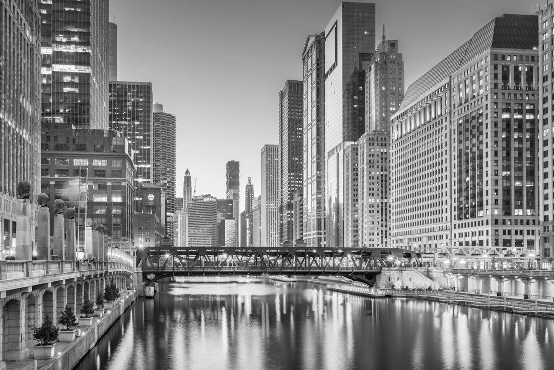Noah Jigsaw Puzzle Chicago, Illinois, USA cityscape at river at dusk in black white 2000 pieces