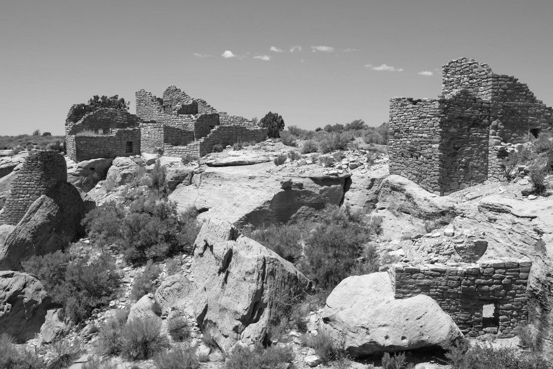 Ancient Native American Ruin in Cajon Unit, Hovenweep National Monument 2000pc PuzzleBlack and White