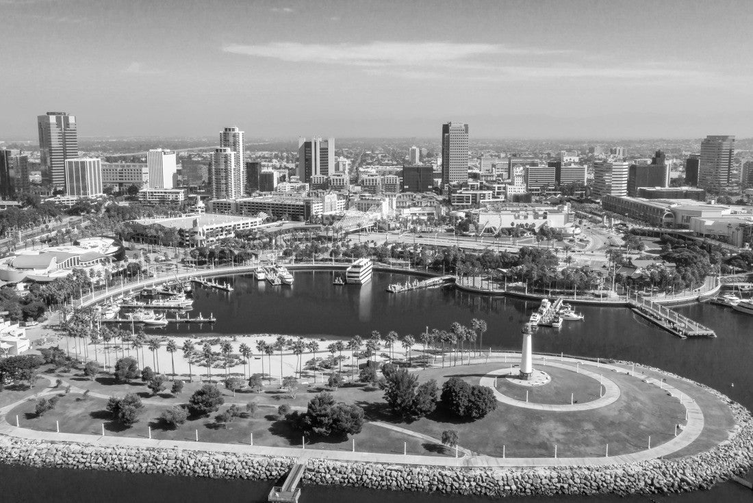 Long Beach coastline by the harbour and beautiful Los Angeles coastline 2000pc PuzzleBlack and White