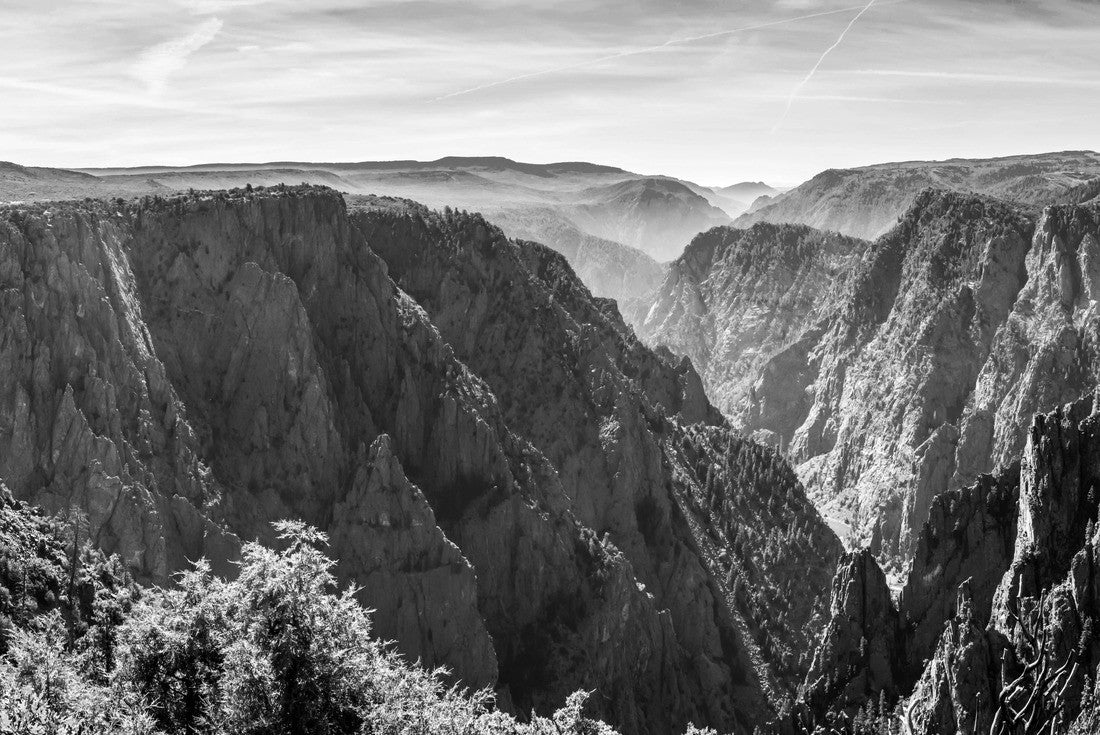Noah Jigsaw Puzzle Panorama of the Black Canyon of the Gunnison National Park in summer on a sunny day with blue sky in black white 2000 pieces