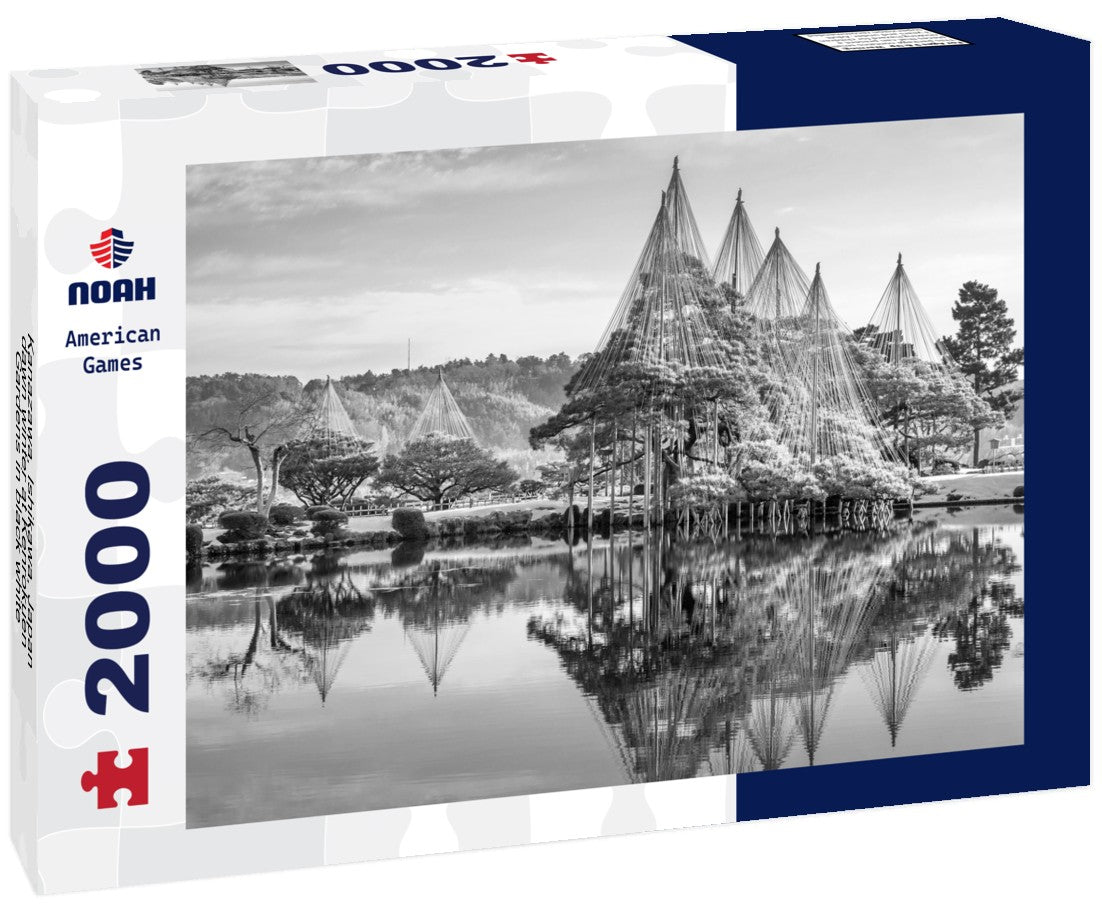 Kanazawa, Ishikawa, Japan dawn winter at Kenrokuen Gardens 2000pc PuzzleBlack and White