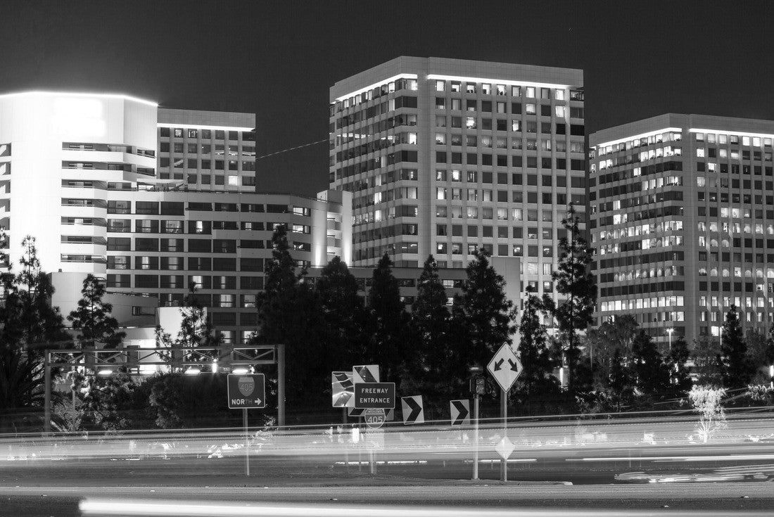Night view of Irvine, California skyline 2000pc PuzzleBlack and White