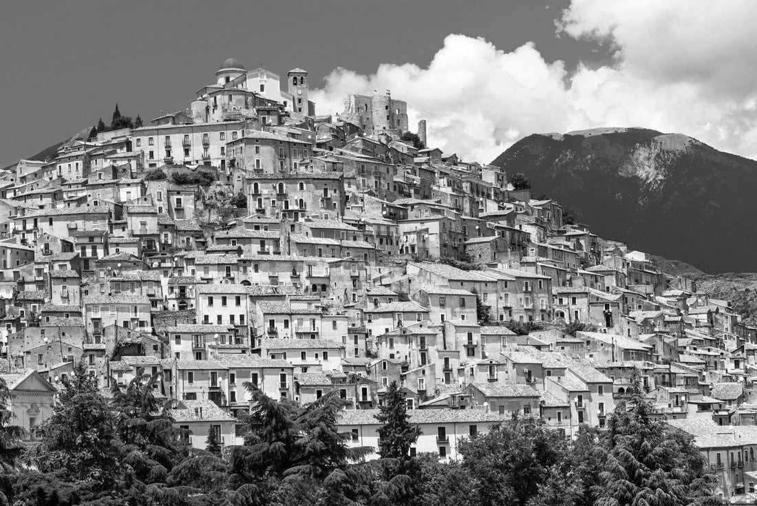 The most beautiful medieval villages in Italy - Morano Calabro in Calabria 2000pc PuzzleBlack and White