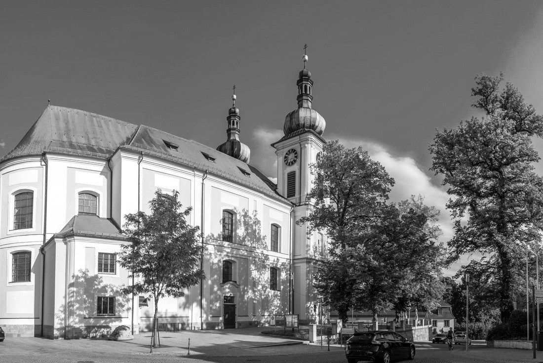 Saint Johann Church in Donaueschingen, Germany 2000pc PuzzleBlack and White