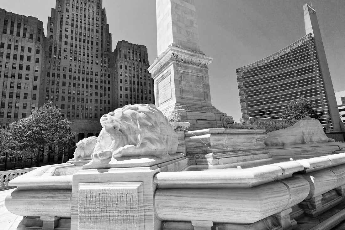 Noah Jigsaw Puzzle Buffalo City Hall and Marble Lion Of The McKinley Monument in city downtown in black white 2000 pieces