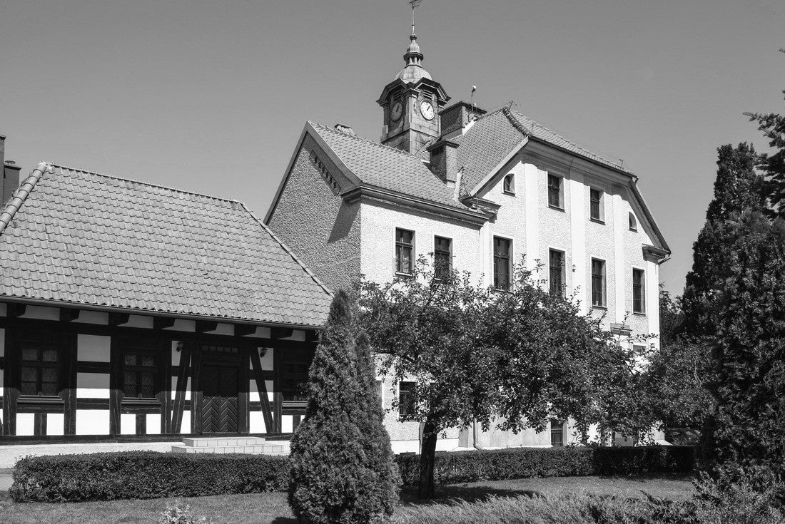 Kajki Square (former market square) and town hall from 1825 in Mragowo, Masuria, Poland 2000pc PuzzleBlack and White