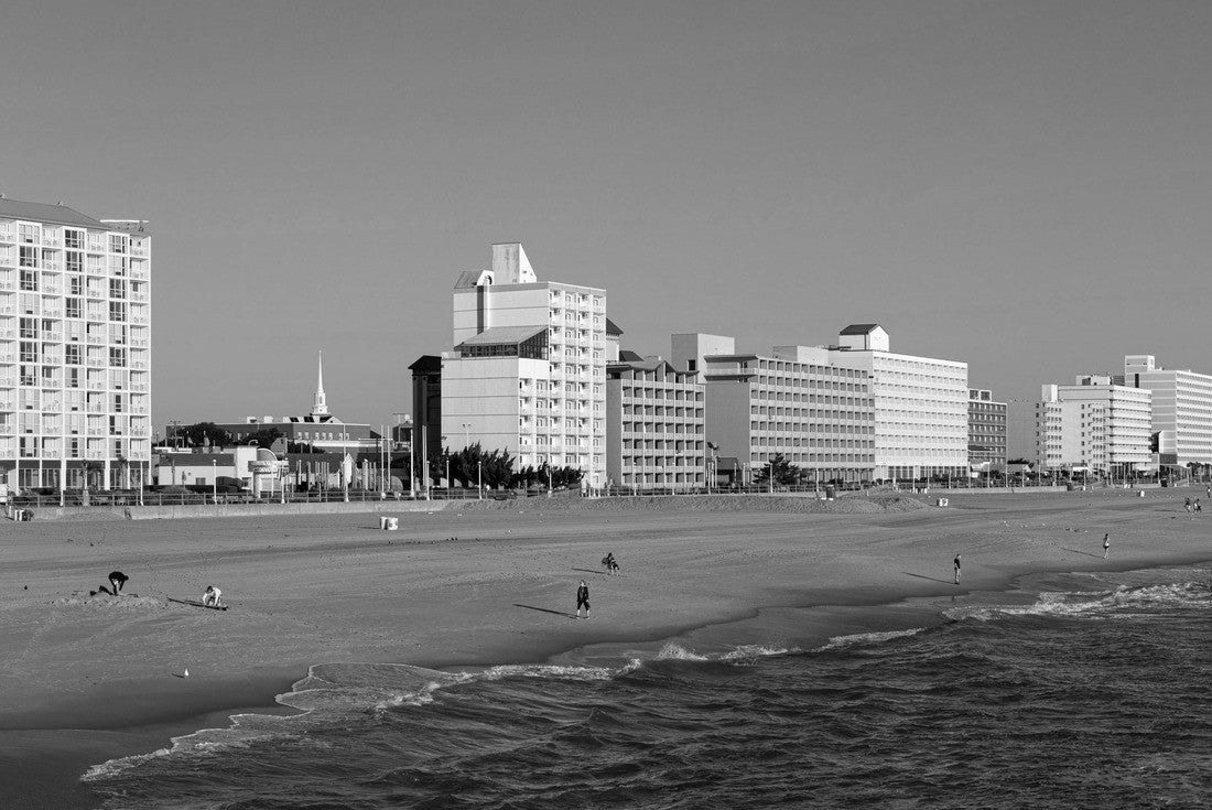 Noah Jigsaw Puzzle Virginia Beach, city in the state of Virginia, at the Atlantic coast, United States of America, during clear sky, and surfers enjoying the waves in black white 2000 pieces