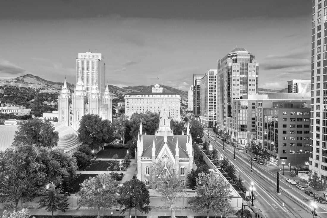 Noah Jigsaw Puzzle Salt Lake City, Utah, USA downtown cityscape over Temple Square at dusk in black white 2000 pieces