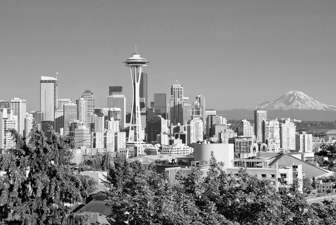 Seattle skyline and Mt Rainier on a clear day 2000pc PuzzleBlack and White