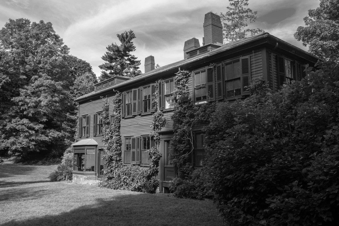 Frederick Law Olmsted National Historic Site NHS at 99 Warren Street in town of Brookline near Boston, Massachusetts, MA, USA 2000pc PuzzleBlack and White