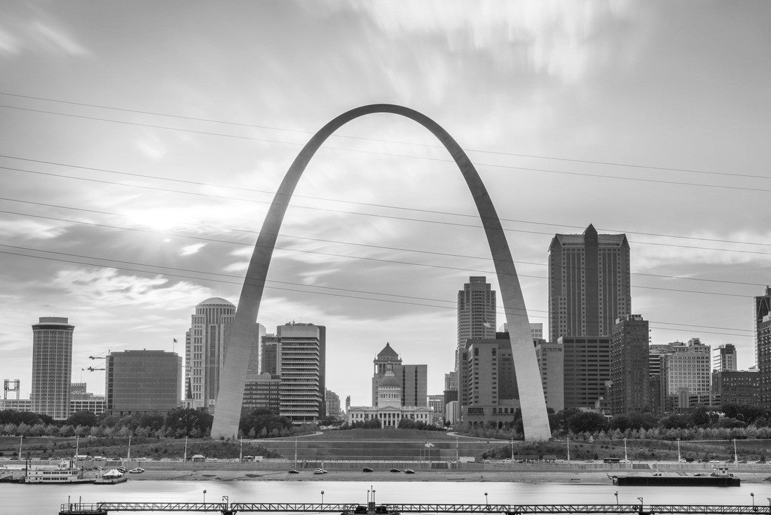 St. Louis, Missouri, USA downtown cityscape on the Mississippi River at sunset 2000pc PuzzleBlack and White