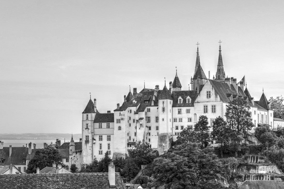 Neuchatel Castle, Switzerland 2000pc PuzzleBlack and White