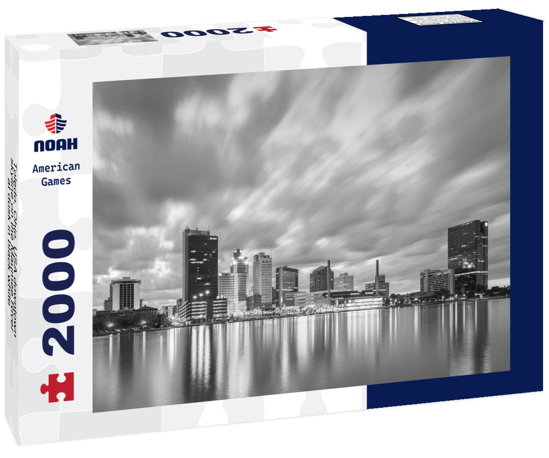 Toledo, Ohio, USA downtown skyline on the Maumee River at dusk 2000pc PuzzleBlack and White