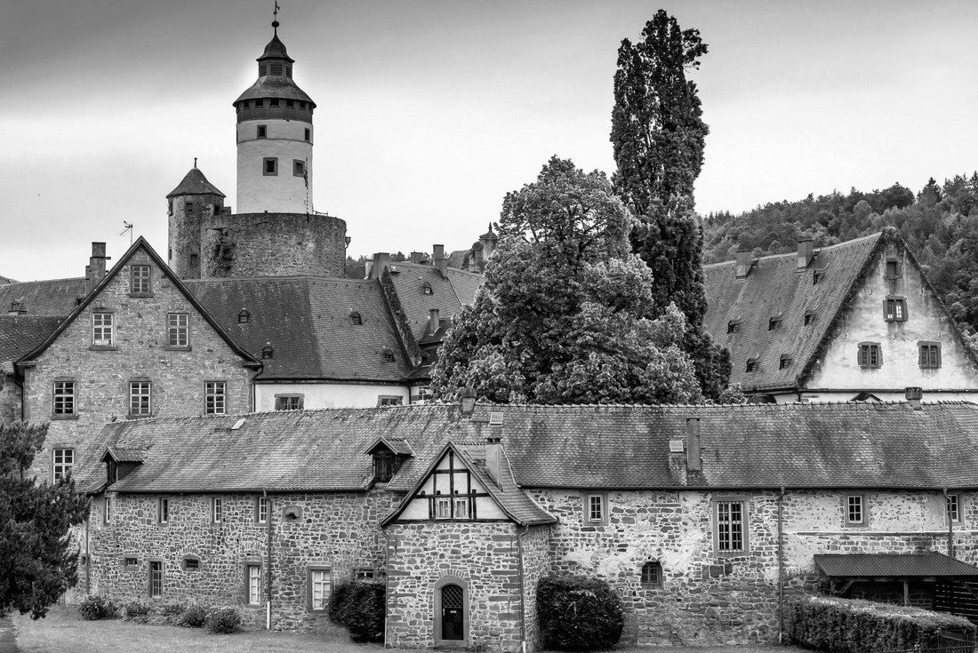 the castle Buedingen. Hessen. Germany 2000pc PuzzleBlack and White