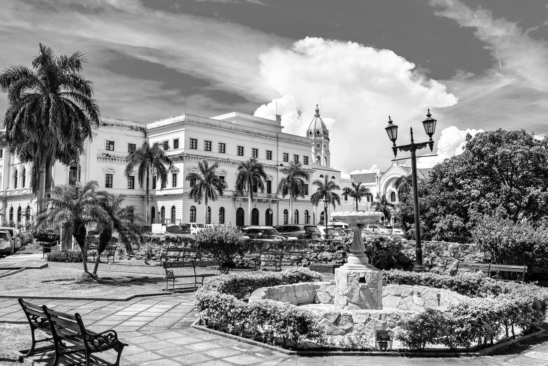 National Theater of Panama in Casco Antiguo, Panama City 2000pc PuzzleBlack and White