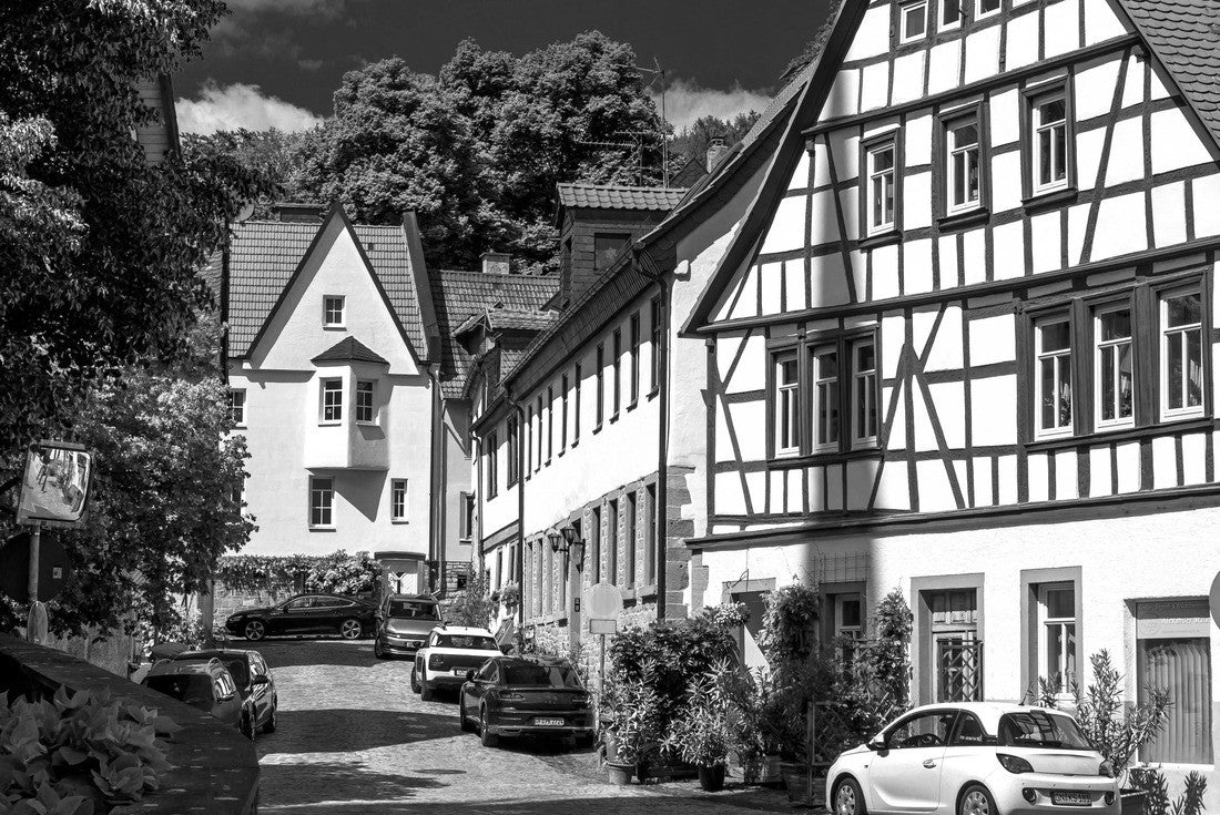 quiet and deserted street of a small German city. Gelnhausen. Hessen, Germany 2000pc PuzzleBlack and White