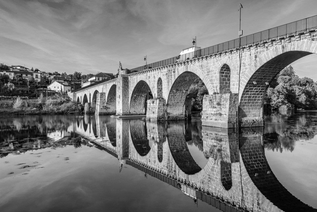 The inkonic bridge over the Lima River at Ponte da Barca 2000pc PuzzleBlack and White