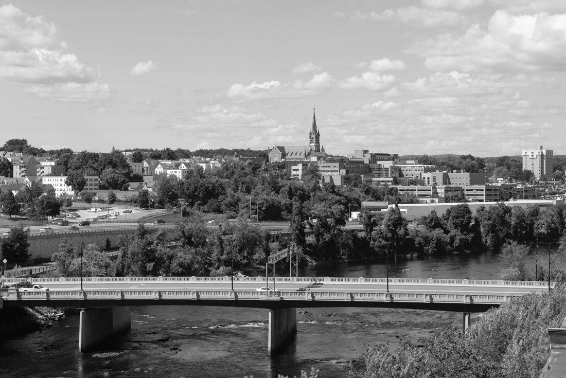 Historic Manchester skyline, including Merrimack River, Granite Street Bridge and West Side Sainte Marie Parish Church in Manchester, New Hampshire, USA 2000pc PuzzleBlack and White