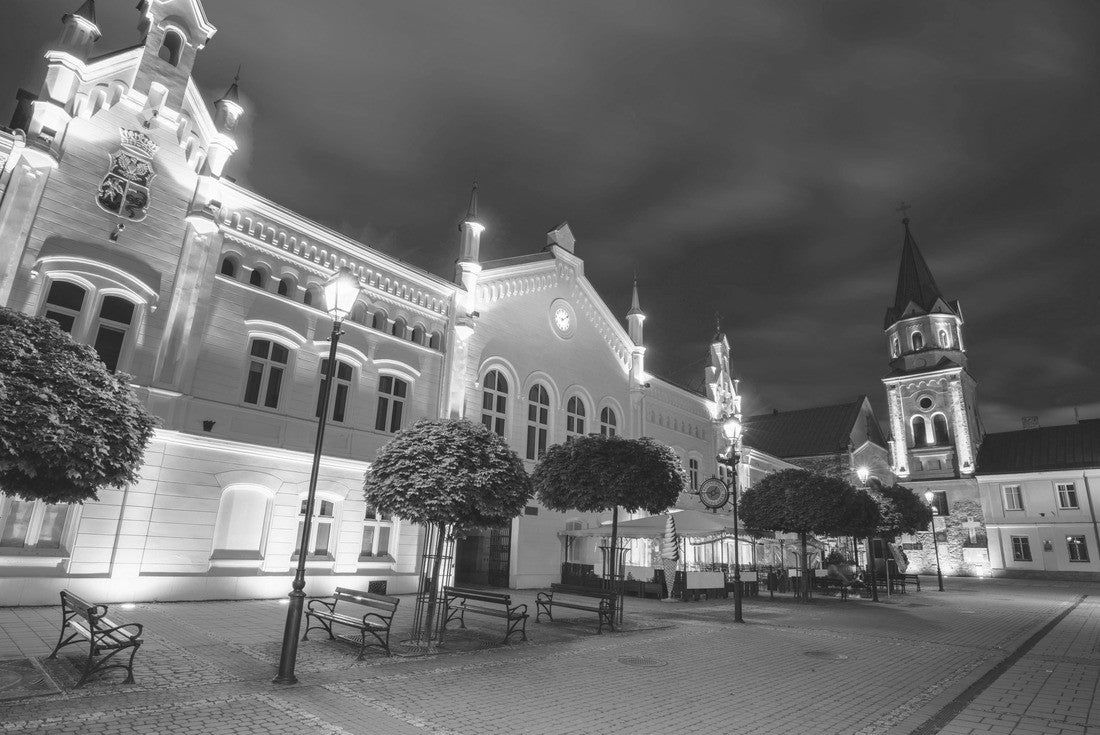 Sanok main square in the evening. Sanok, Subcarpathia, Poland 2000pc PuzzleBlack and White