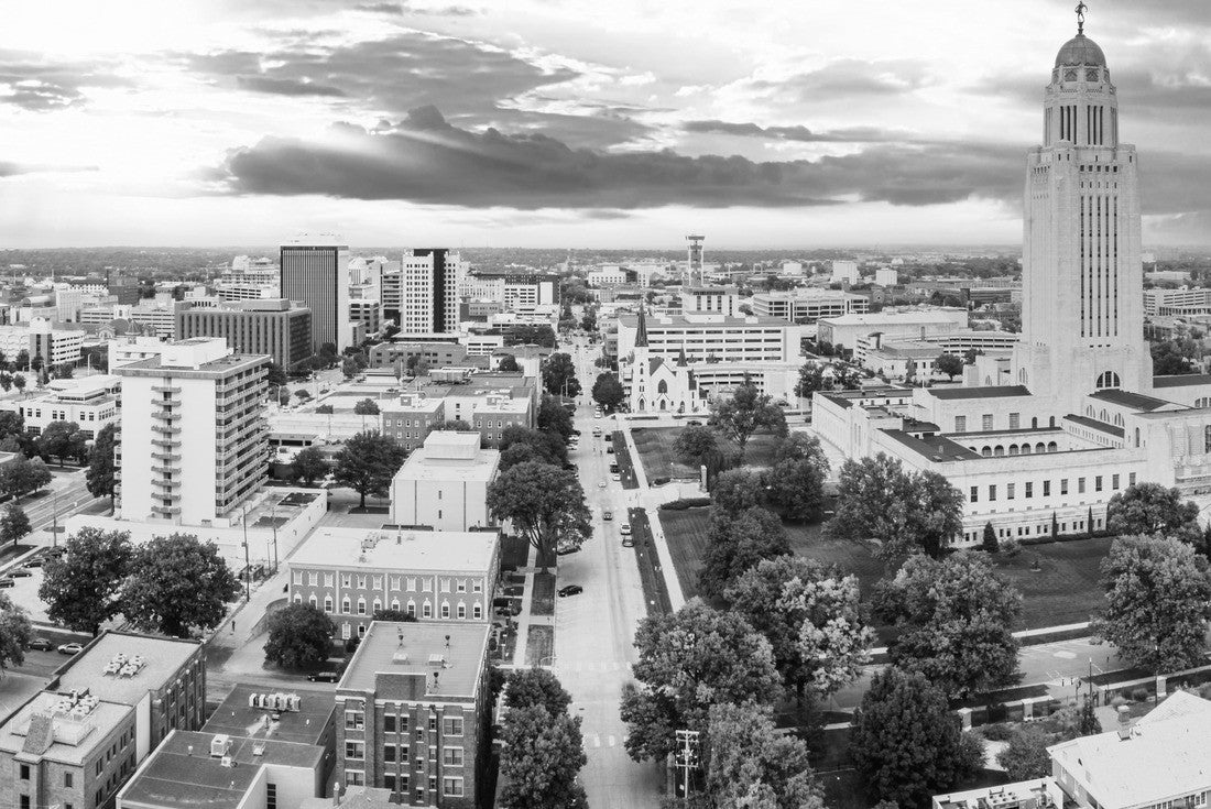 Lincoln, Nebraska under a dramatic sunset. Lincoln is the capital city of the U.S. state of Nebraska and the county seat of Lancaster County 2000pc PuzzleBlack and White