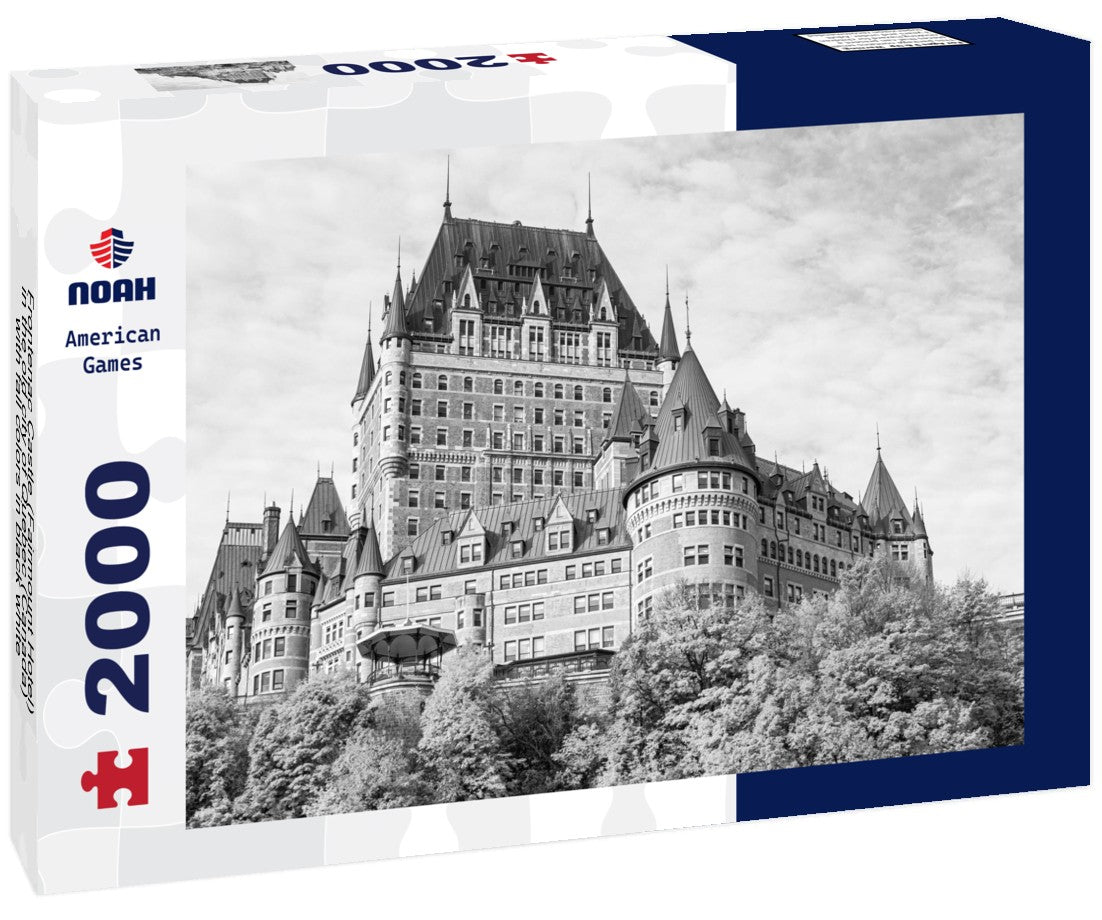 Frontenac Castle (Fairmount Hotel) in the old city of Quebec (Canada) with fall colors 2000pc PuzzleBlack and White