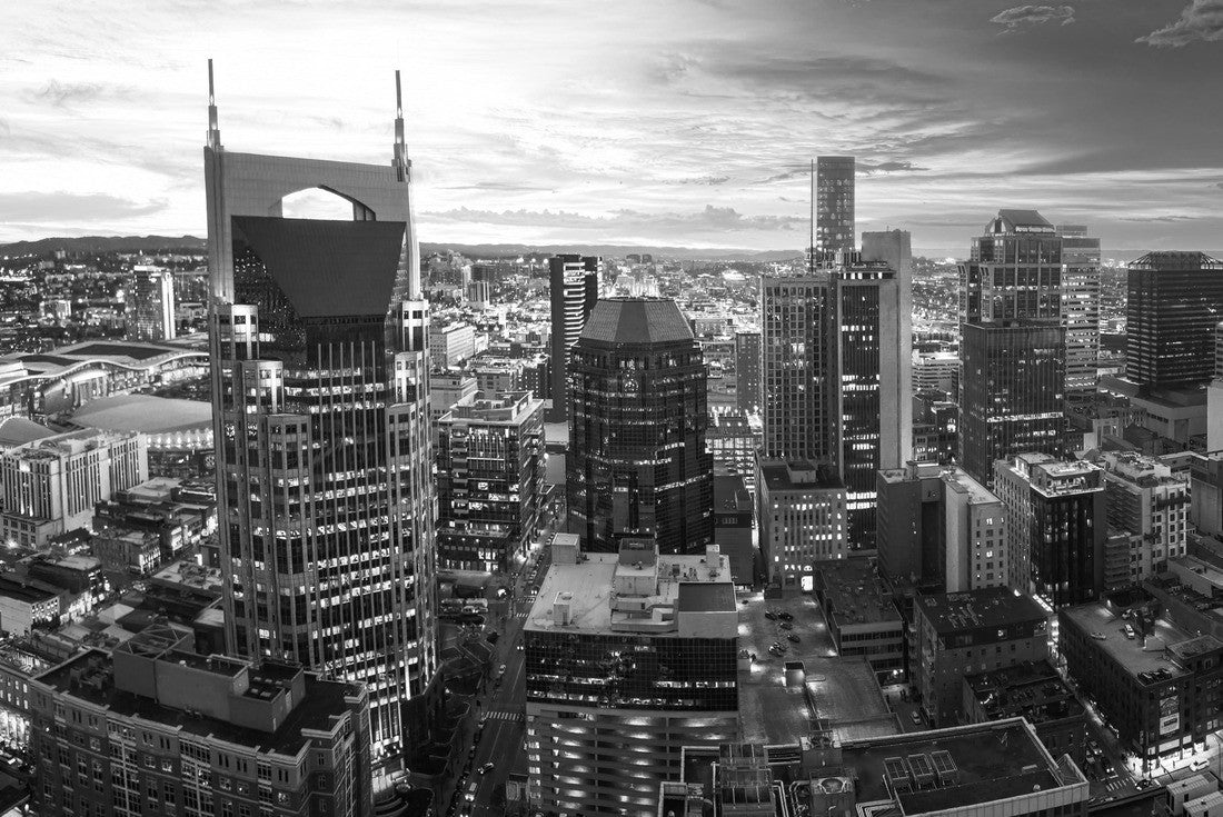 Skyline of Nashville with sunset 2000pc PuzzleBlack and White