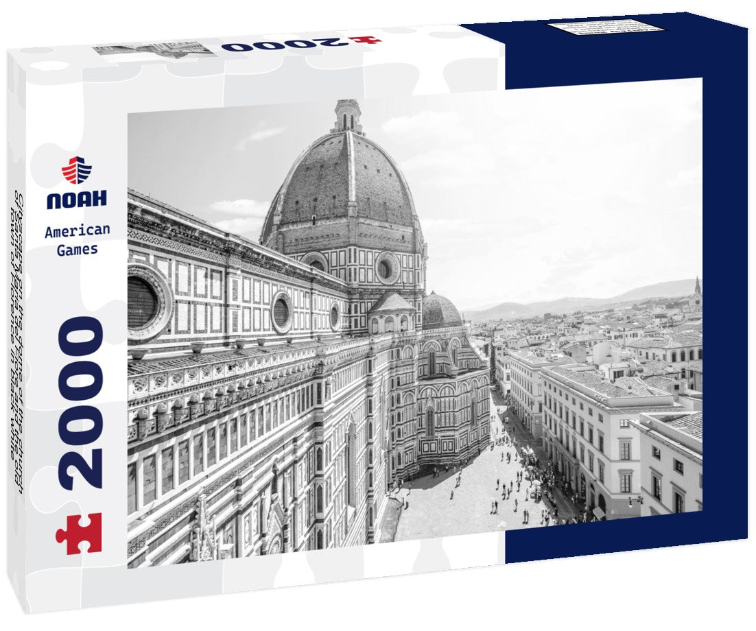 Cityscape on the dome of the church of Santa Maria del Fiore and the old town of Florence 2000pc PuzzleBlack and White