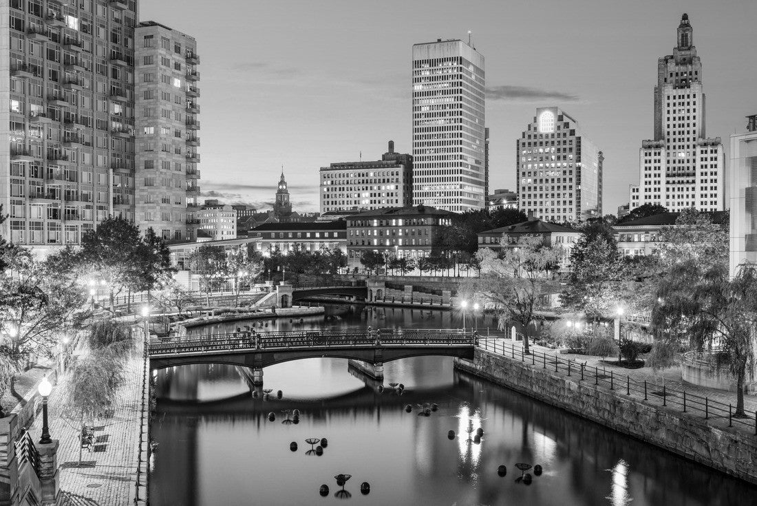 Providence, Rhode Island, USA park and skyline 2000pc PuzzleBlack and White