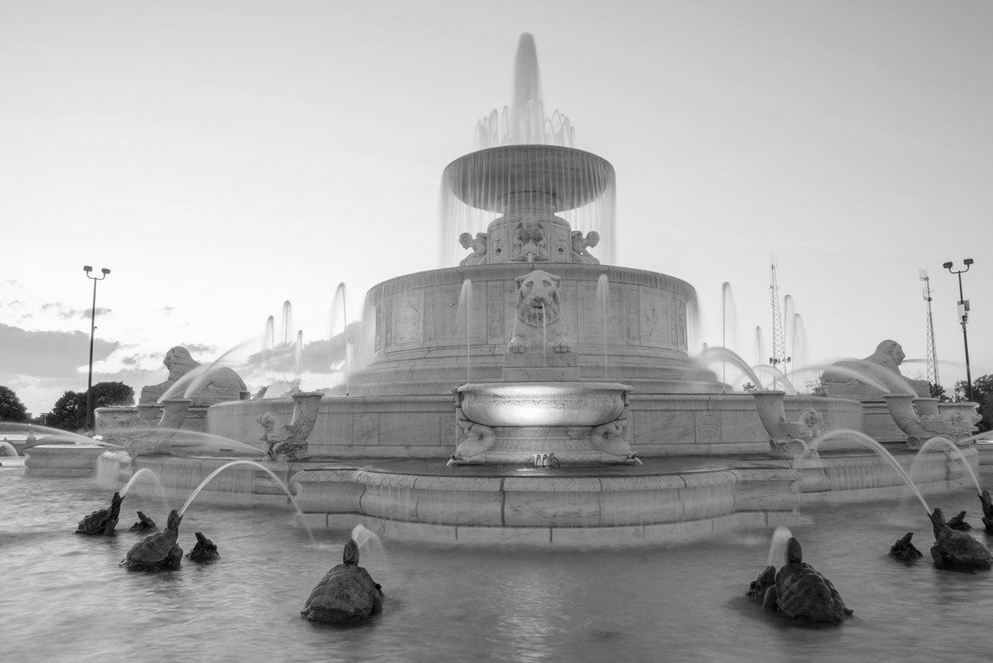 Detroit Fountain at Belle Isle during sunset 2000pc PuzzleBlack and White