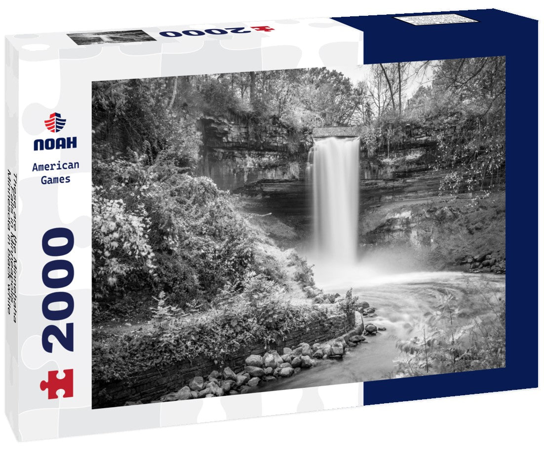 These are the Minnehaha Falls in Minneapolis, Minnesota 2000pc PuzzleBlack and White