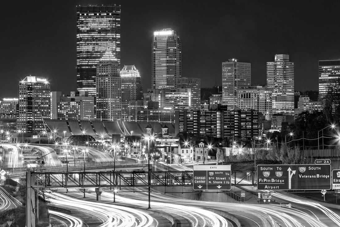Pittsburgh skyline by night. The rush hour traffic leaves light trails on I-279 parkway 2000pc PuzzleBlack and White