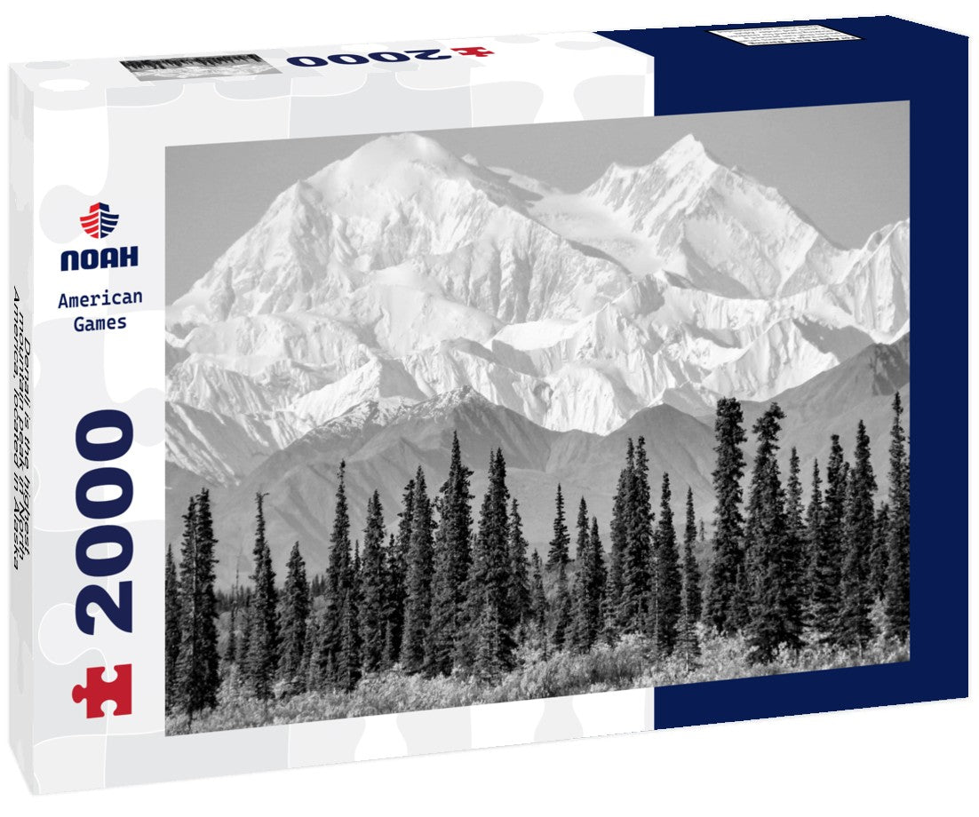 Denali is the highest mountain peak in North America, located in Alaska 2000pc PuzzleBlack and White