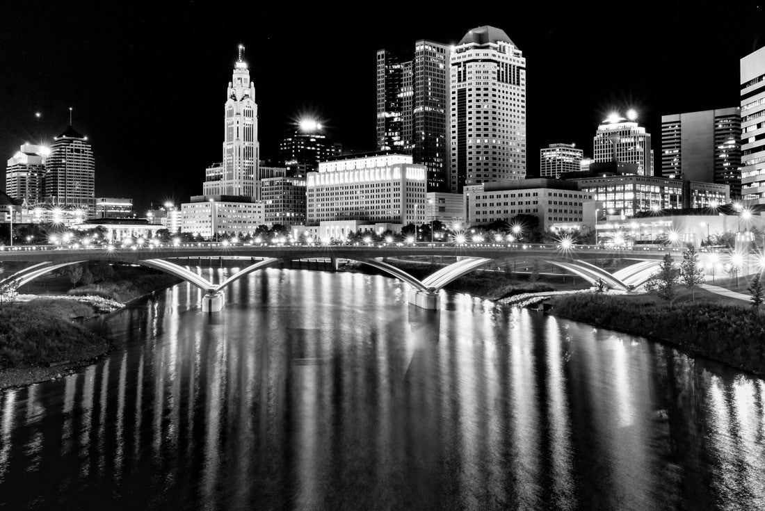 Columbus, Ohio-Night-Skyline from the Main Street Bridge 2000pc PuzzleBlack and White