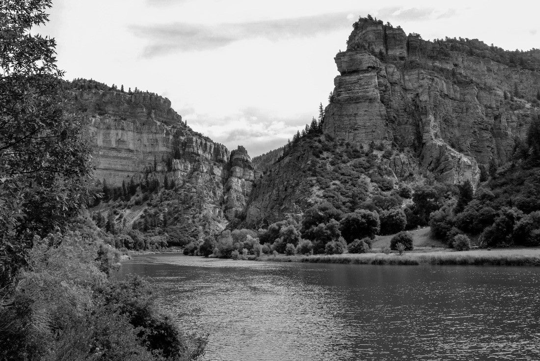 Colorado River flowing in Glenwood Canyon near the hanging lake White River National Forest, Garfield County, Glenwood Springs, Colorado, USA 2000pc PuzzleBlack and White