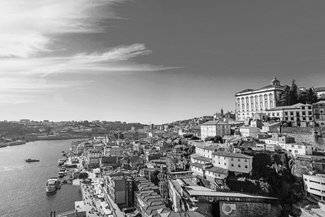 skyline of the old town of Porto from the Dom Luis bridge on the Douro River 2000pc PuzzleBlack and White