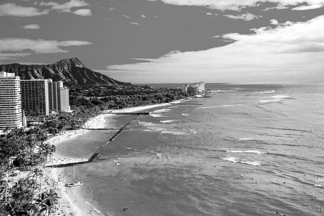 Waikiki Beach and Diamond Head, Honolulu, Oahu Island, Hawaii 2000pc PuzzleBlack and White