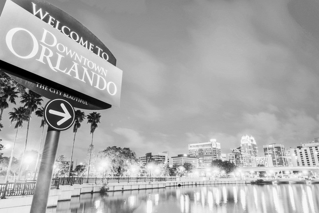 Noah Jigsaw Puzzle Downtown Orlando. City skyline. Located in Lake Eola Park, Orlando, Florida, USA in black white 2000 pieces