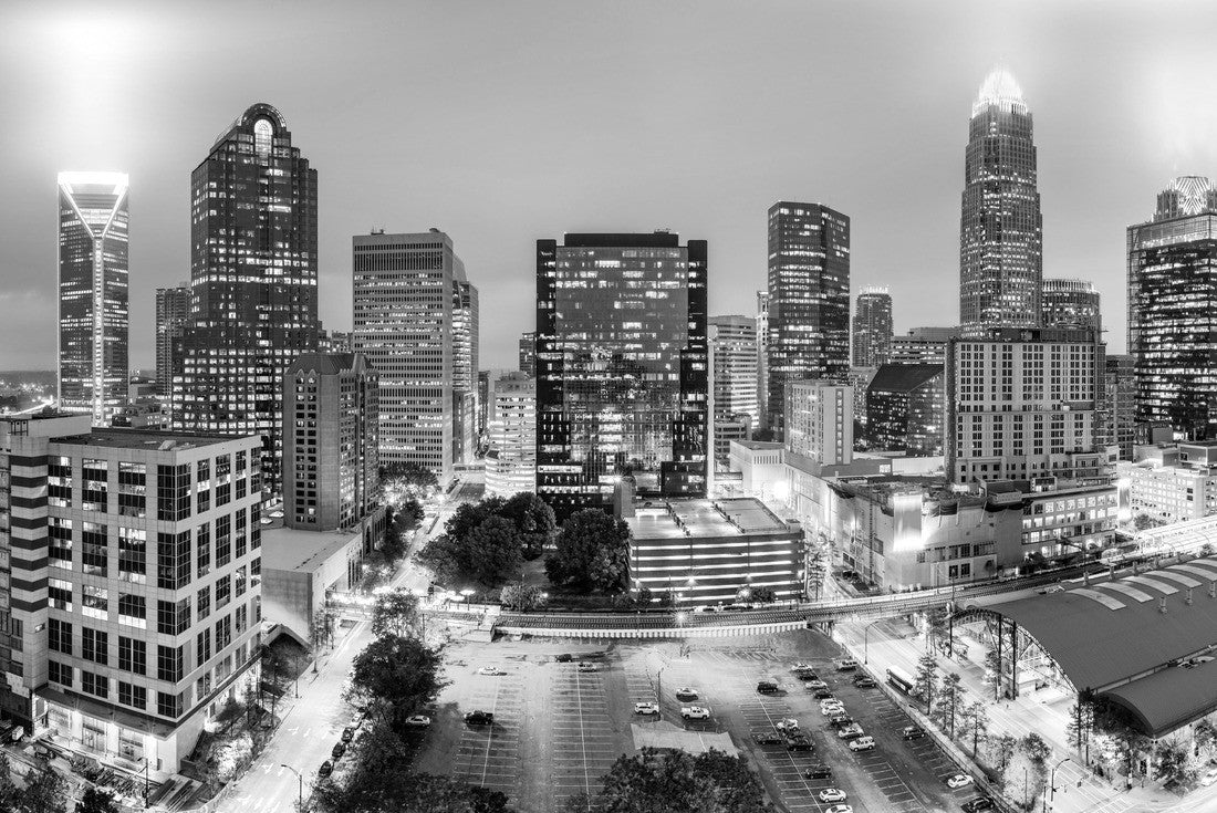 Charlotte, NC skyline on a foggy evening 2000pc PuzzleBlack and White