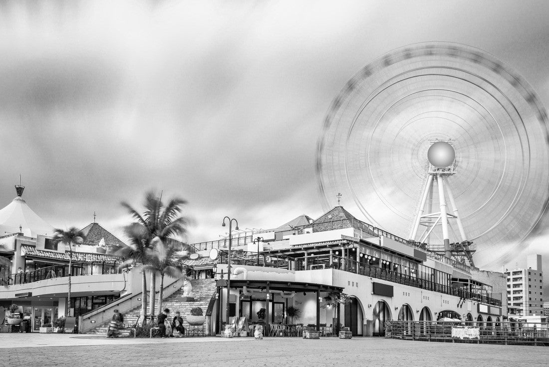 Okinawa, Japan at American Village 2000pc PuzzleBlack and White