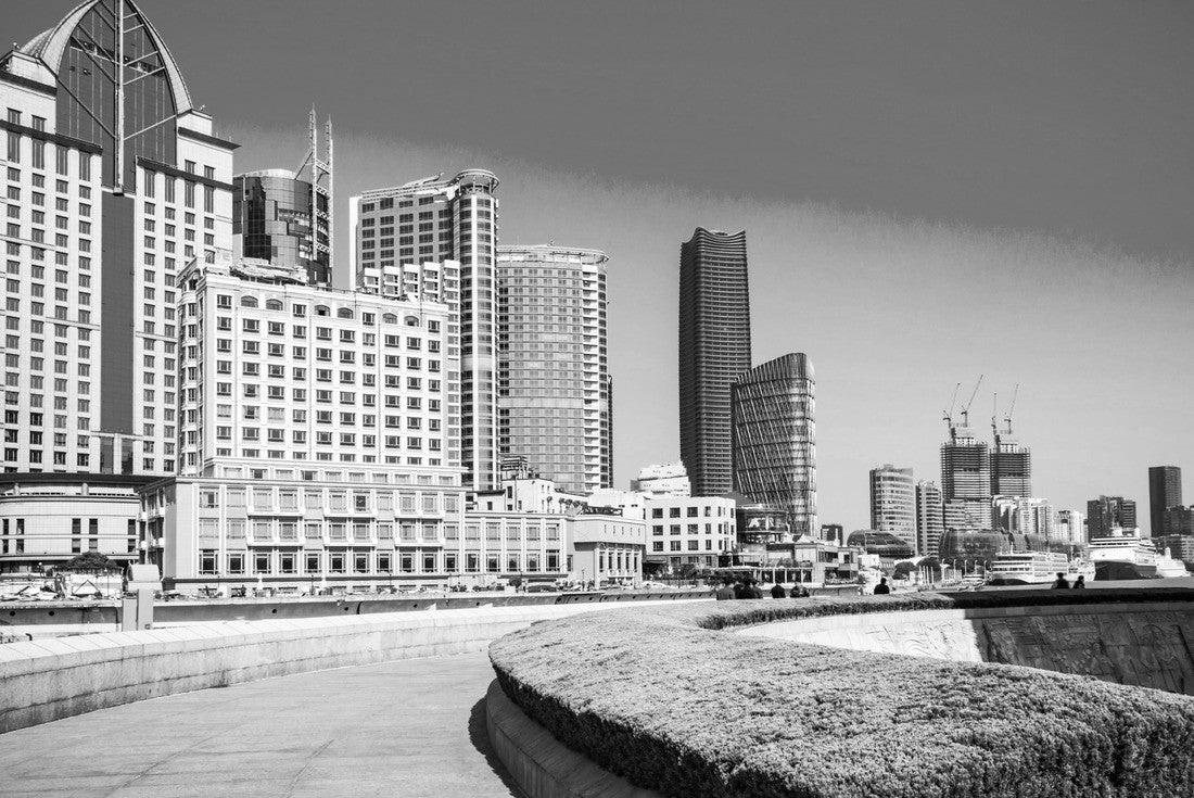 downtown Raleigh, North Carolina from street level 2000pc PuzzleBlack and White