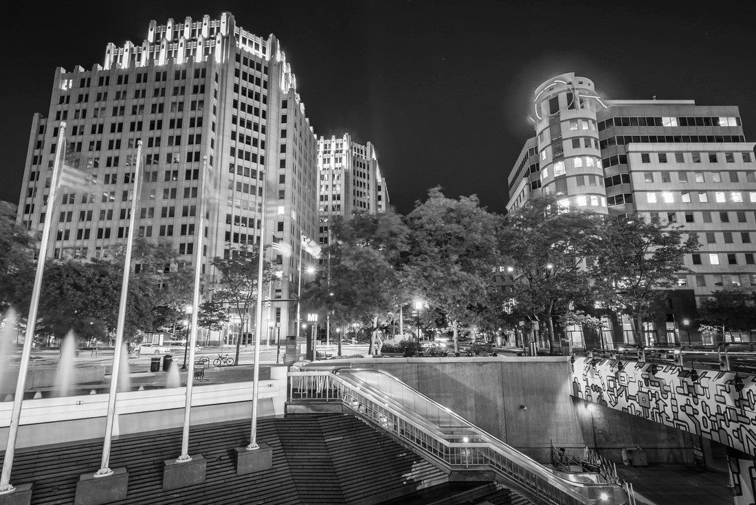 Modern buildings and subway station in the evening, downtown Bethesda, Maryland 2000pc PuzzleBlack and White