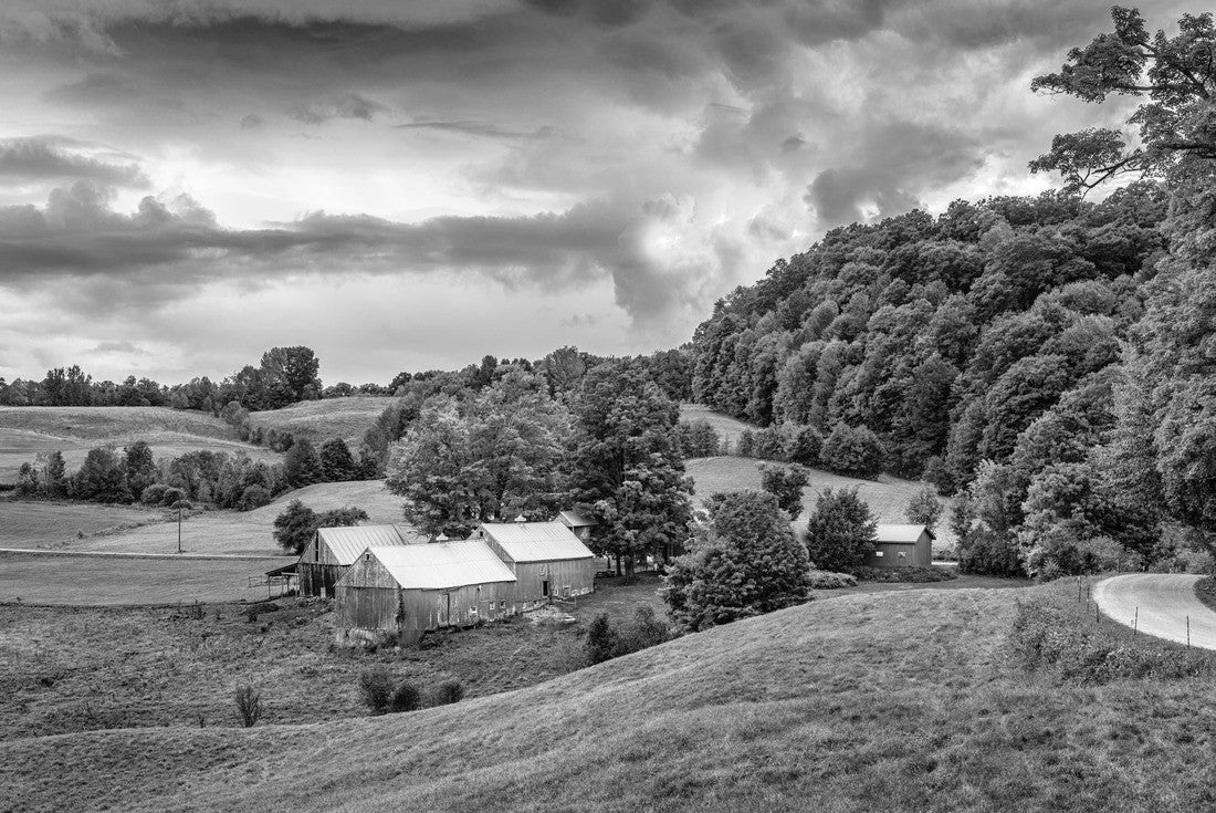 Rural autumn Jenne Farm in Vermont, USA 2000pc PuzzleBlack and White