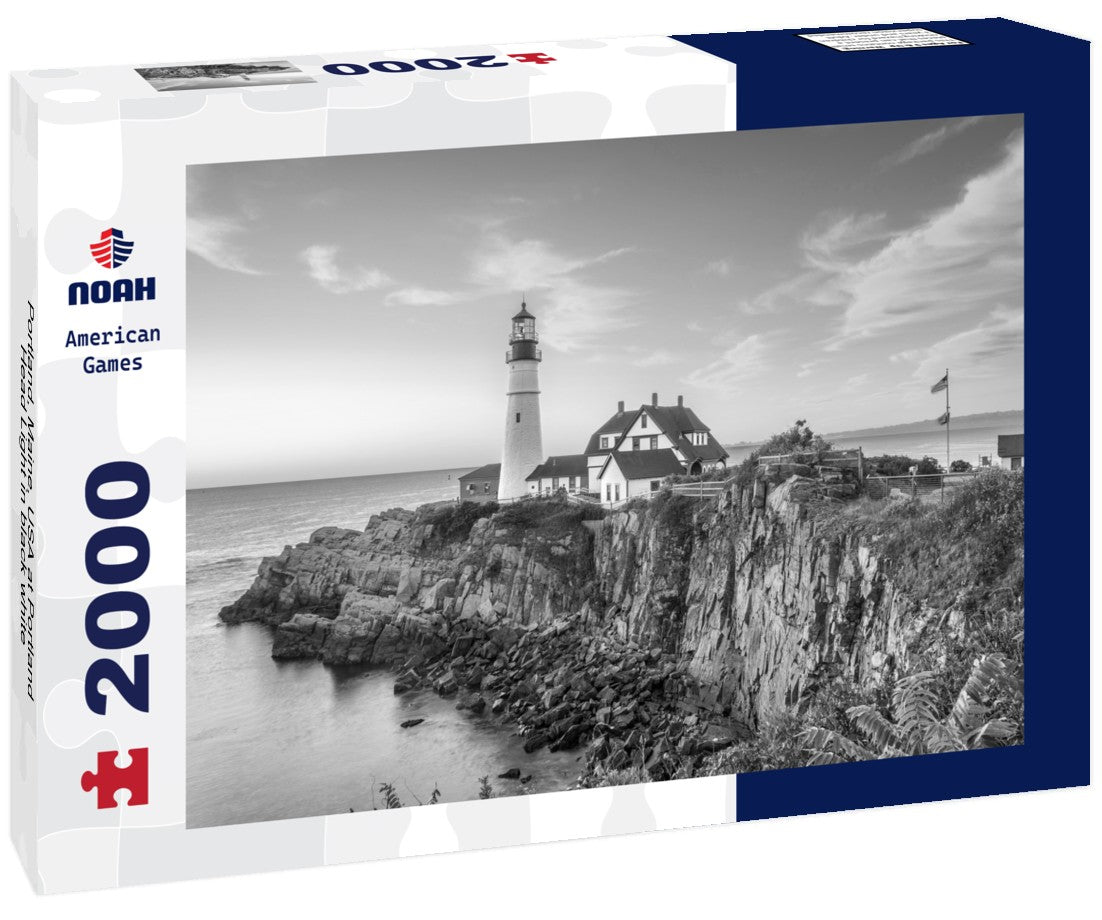 Portland, Maine, USA at Portland Head Light 2000pc PuzzleBlack and White
