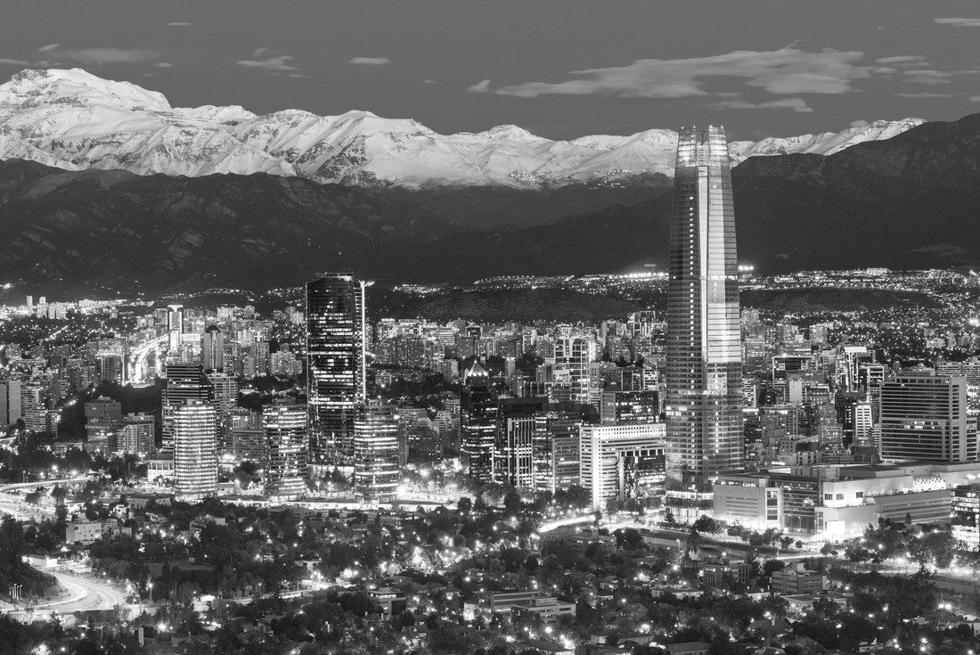 Skyline of Santiago de Chile at the foot of the Andes Mountains and buildings in the district of Providencia 2000pc PuzzleBlack and White