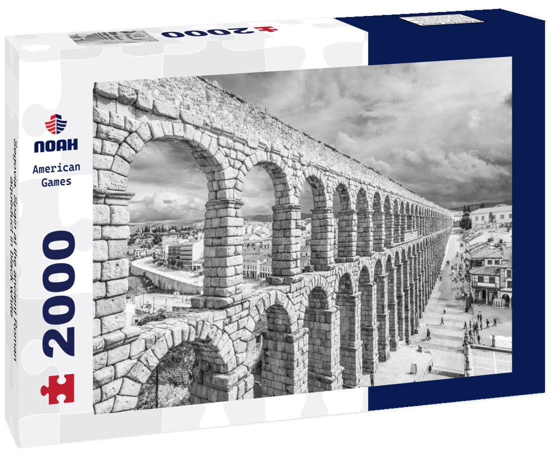 Segovia, Spain at the ancient Roman aqueduct 2000pc PuzzleBlack and White