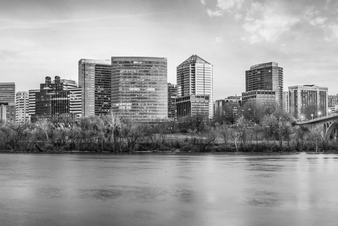 Rosslyn, Arlington, Virginia, USA skyline on the Potomac River 2000pc PuzzleBlack and White