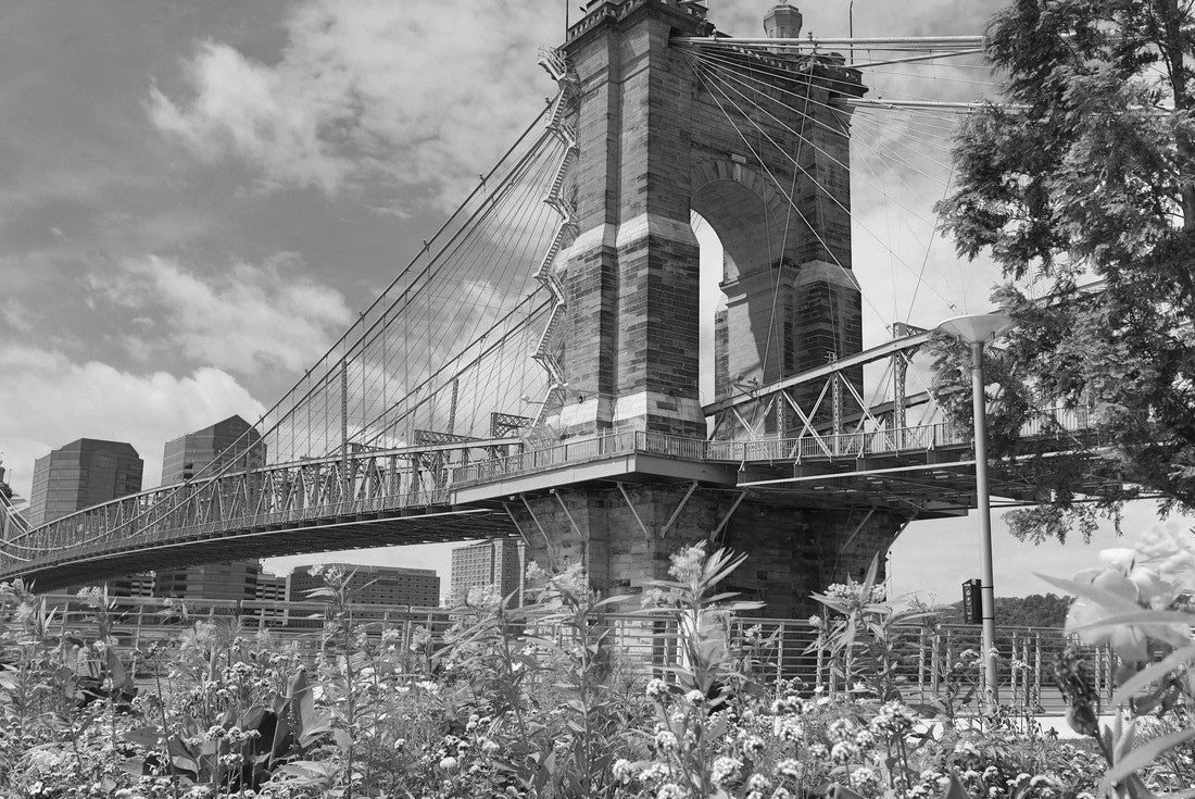 The John A. Roebling Bridge was built in 1866 to connect Covington, Kentucky to Cincinnati, Ohio. It spans the Ohio River 2000pc PuzzleBlack and White