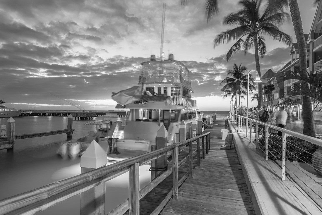 Anchored yacht in Key West Port, Florida 2000pc PuzzleBlack and White